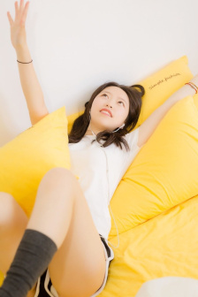 伊伊人成亚洲综合人网香